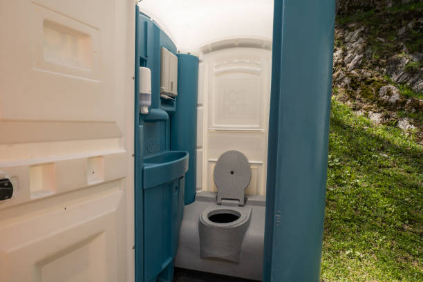 Portable Toilet Rental for Emergency Services in Terryville, NY
